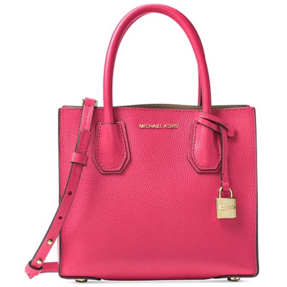 Michael Kors Handbags - Michael Kors Pebbled Leather Mercer Bag Coral